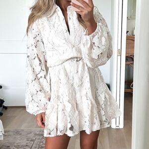 Lace white long sleeve dress